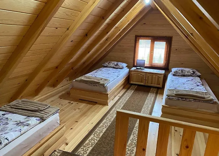 еднофамилна дървена къщичка Lägenhet Beli Iskar